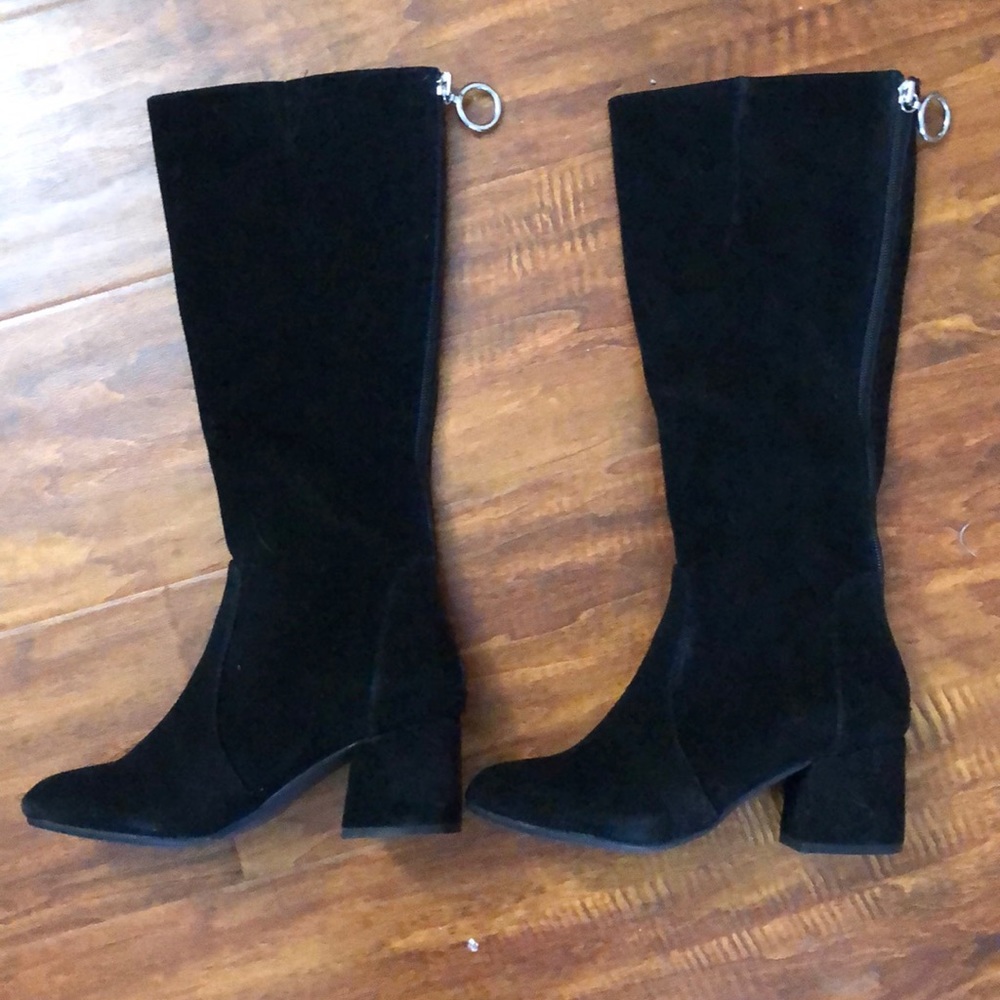 Steve madden suede boots